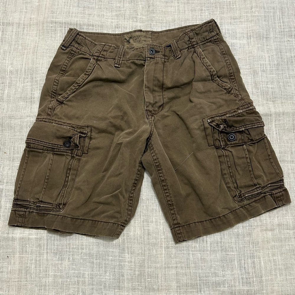 American Eagle Cargo Shorts
Mens Size 34 Hiking Skater
Grunge